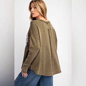Cozy Easel Love Patch Top P379